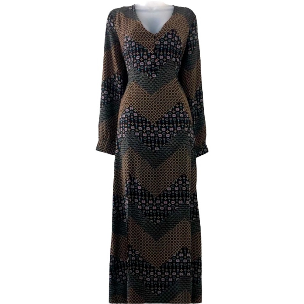 Le Kate maxi dress slit skirt cut out back size Large